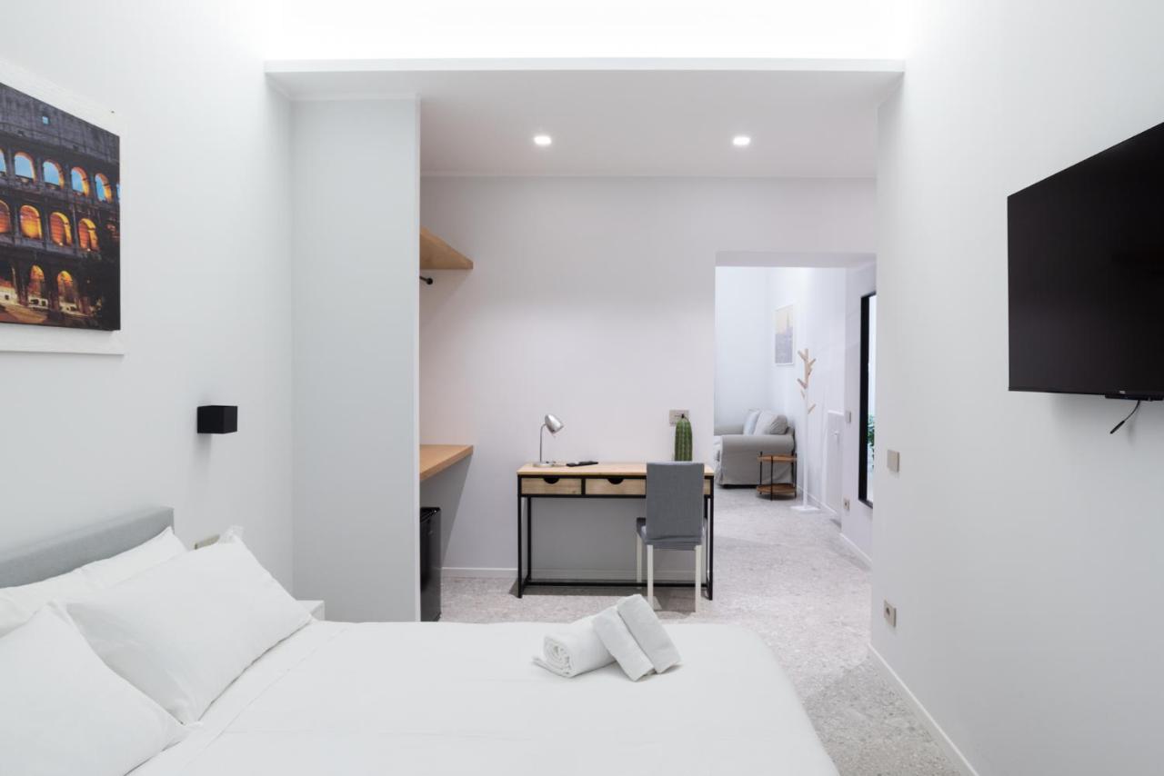 White Home Suite And Rooms Roma Ngoại thất bức ảnh