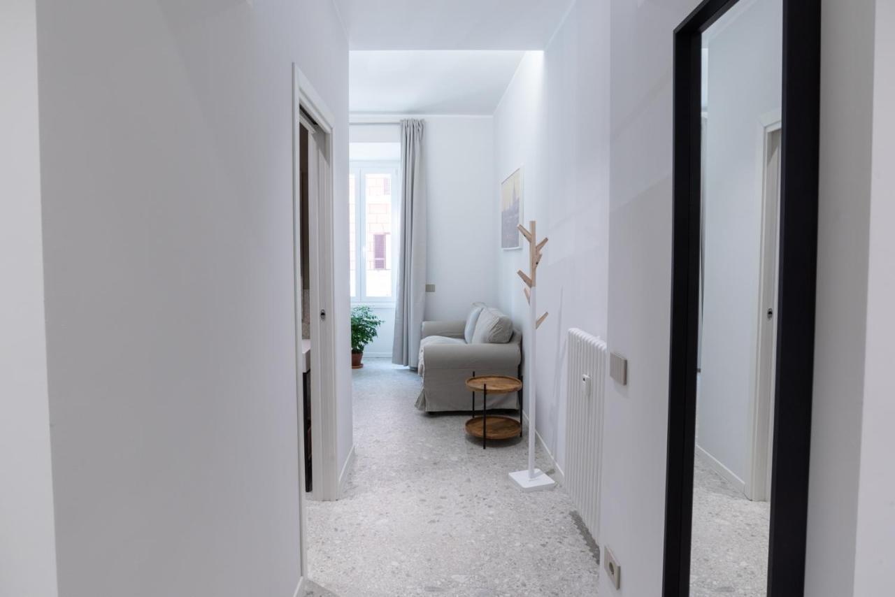 White Home Suite And Rooms Roma Ngoại thất bức ảnh