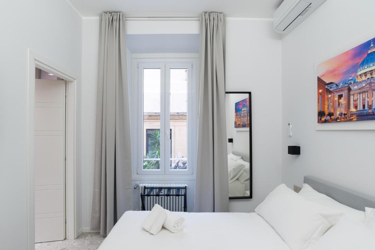 White Home Suite And Rooms Roma Ngoại thất bức ảnh
