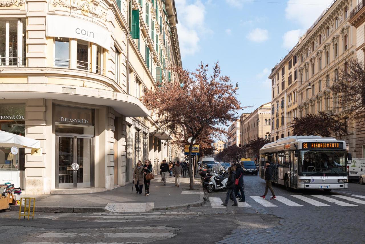 White Home Suite And Rooms Roma Ngoại thất bức ảnh